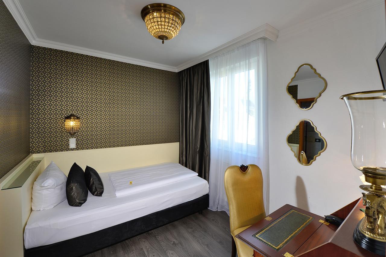 Hotel Domstern Koln Bagian luar foto