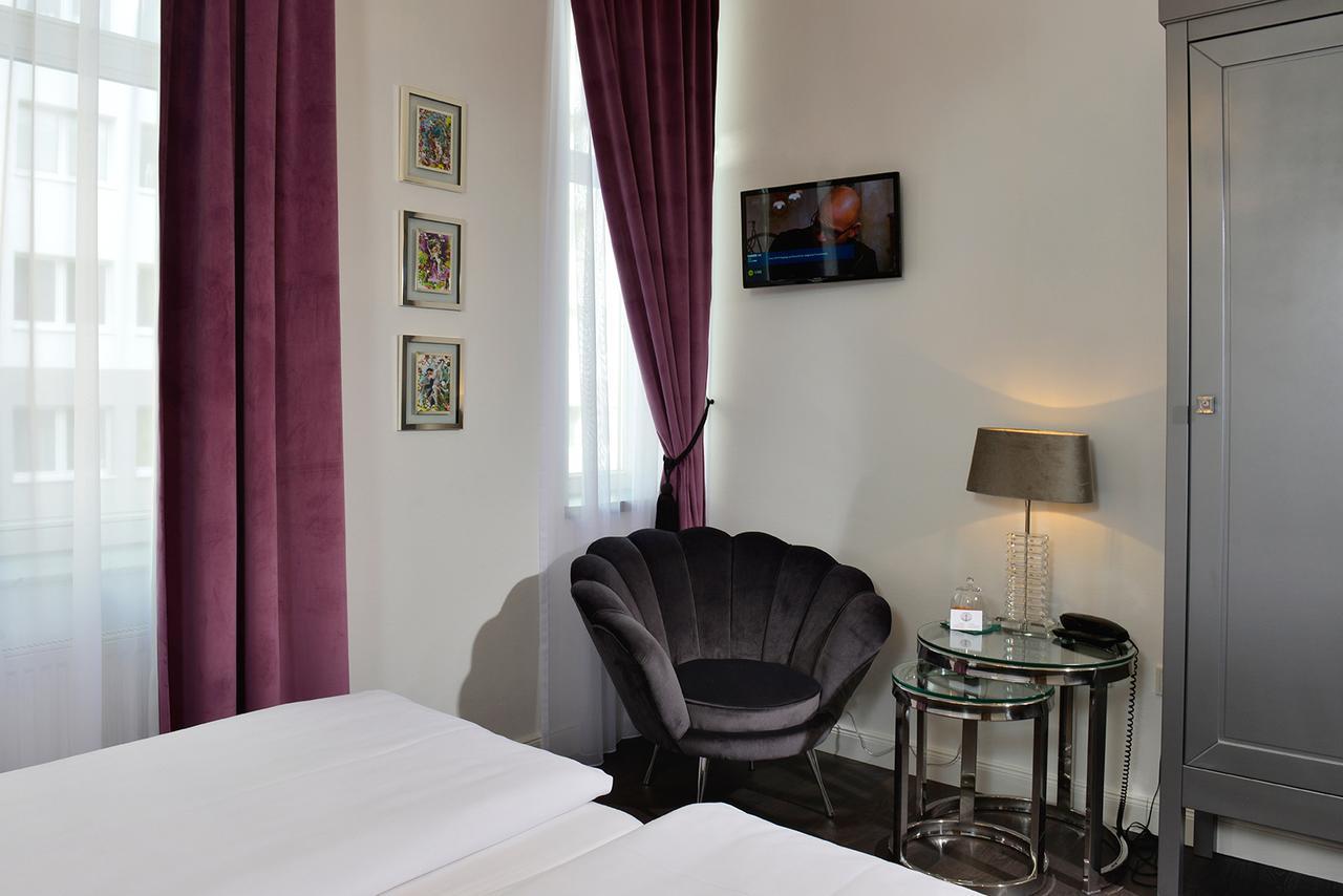 Hotel Domstern Koln Bagian luar foto