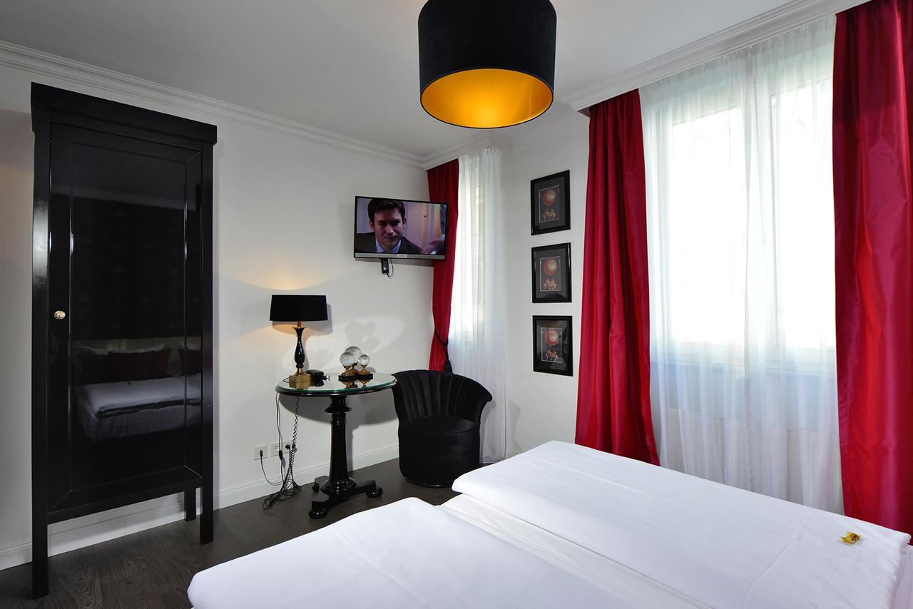 Hotel Domstern Koln Bagian luar foto