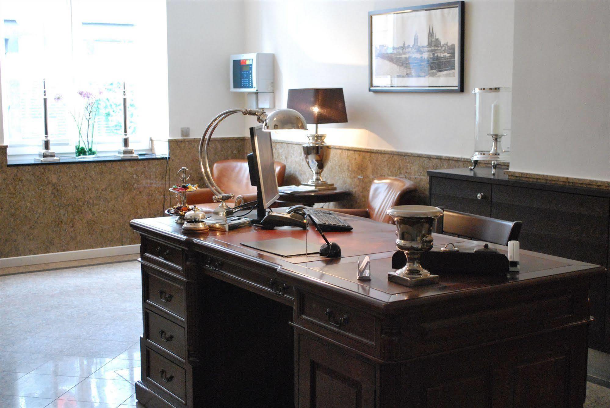 Hotel Domstern Koln Bagian luar foto
