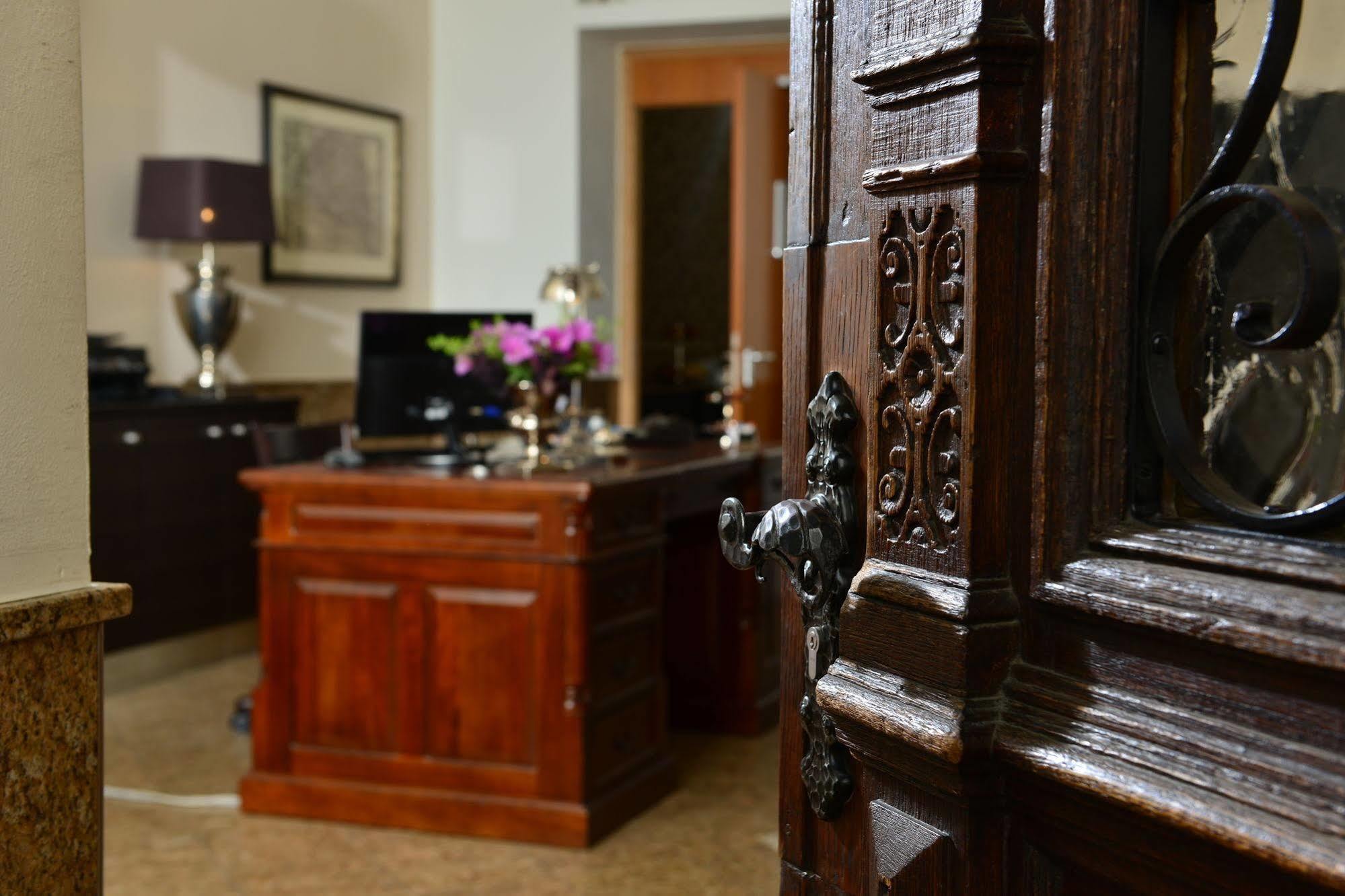 Hotel Domstern Koln Bagian luar foto